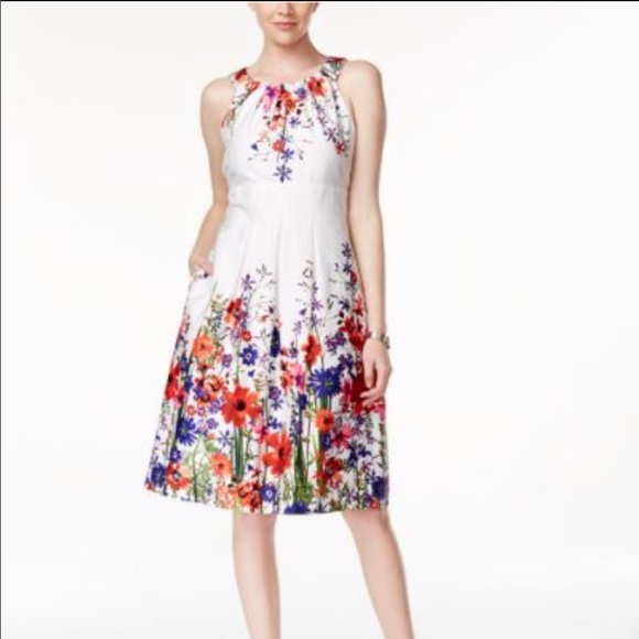 Nine West Dresses & Skirts - Nine West floral dress 👗